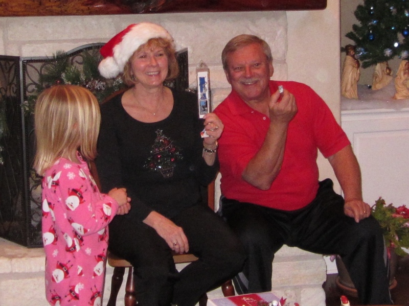 2013-12-23 21-32-55 Hildebrand Christmas.jpg